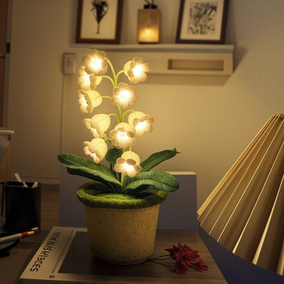 Glow Lily Crochet Lamp large