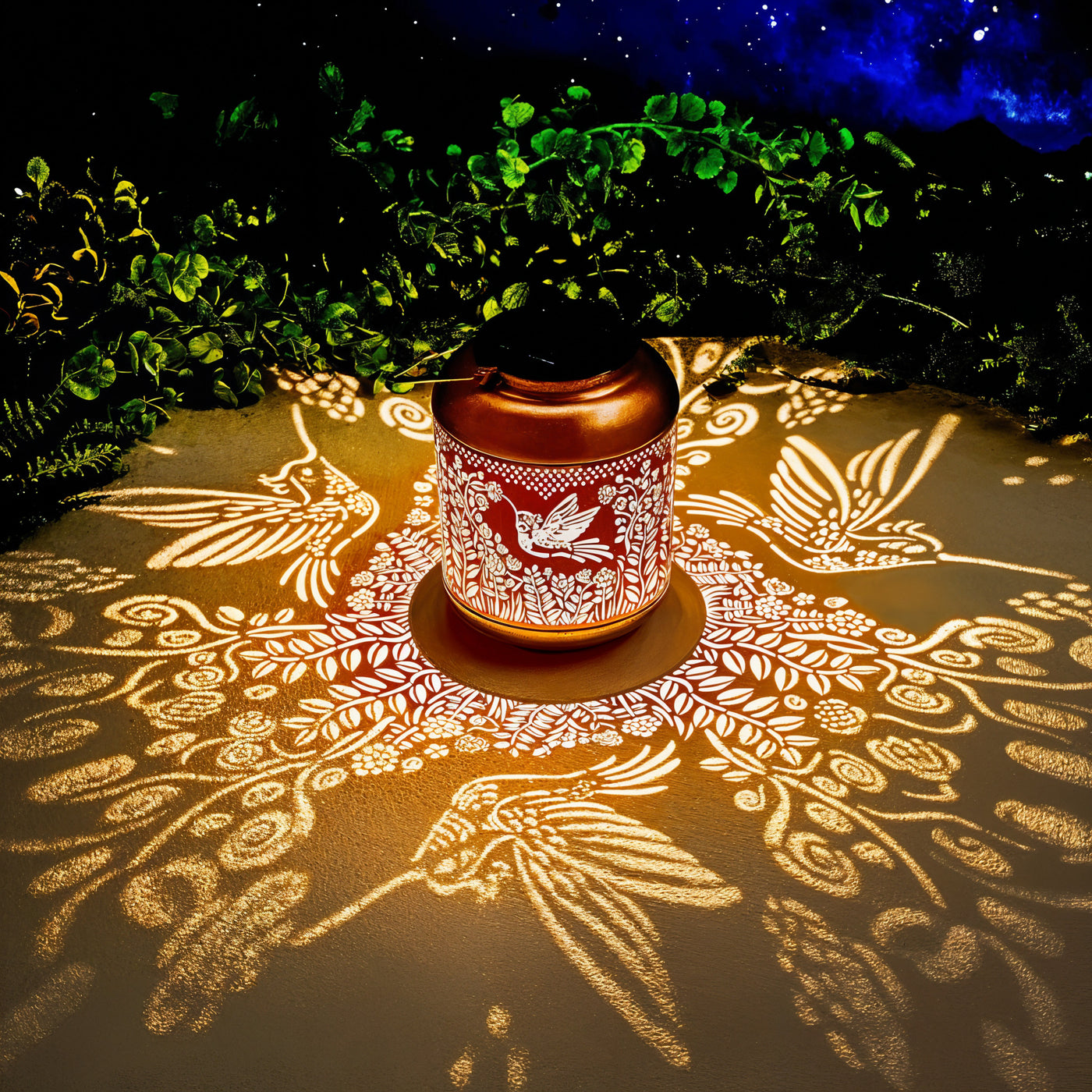 Hummingbeam Lantern 1