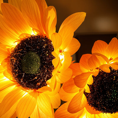 Shimmering Sunflower Lamp close up